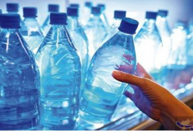 الكشف عن مادة سامة موجودة في زجاجات المياه المعدنية