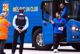 حافلة برشلونة تضل طريقها في السعودية وتتجه لملعب ريال مدريد