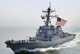 أمريكا تحذر إيران من الاقتراب أكثر من 100 متر من سفنها الحربية
