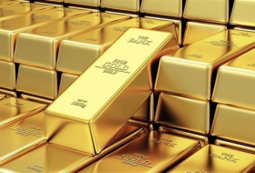 الذهب يحطم رقماً قياسياً بتجاوزه الألفي دولار