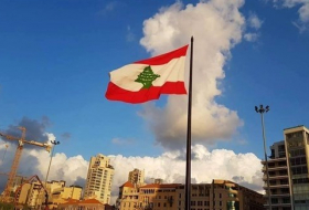 لبنان يبدأ تخفيف إجراءات الإغلاق الإثنين