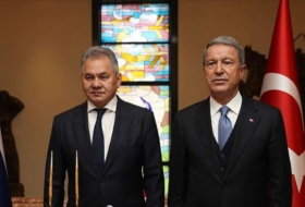 وزيرا دفاع تركيا وروسيا يناقشان كاراباخ