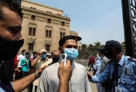 إصابات كورونا اليومية تتجاوز الـ500 في مصر