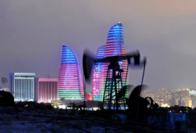   انخفاض في سعر النفط الأذربيجاني  