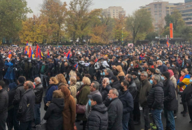   انطلاق مسيرة المعارضة في يريفان  