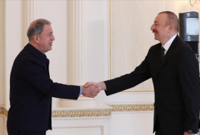     وزير الدفاع التركي:   التعاون مع أذربيجان يعد بمستقبل أفضل  