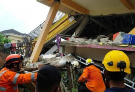 صور أولية لزلزال يهز جزيرة سولاويسي في إندونيسيا