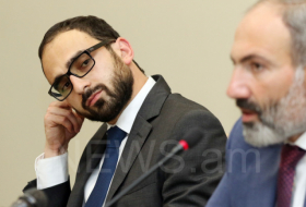   مساعد رئيس وزراء أرمينيايقترح انتخابات المعارضة  