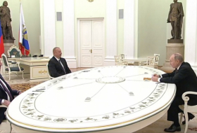 لقاء بين الهام علييف وبوتين وباشينيان-تم التحديث(فيديو)