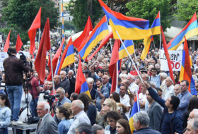  المعارضة الأرمينية تنظم مسيرة اليوم 