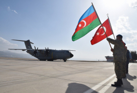  جنود أذربيجانيون يشاركون في تدريبات في تركيا - صور
