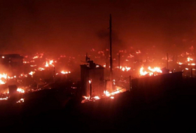حريق في مخيم لاجئين سوريين في لبنان