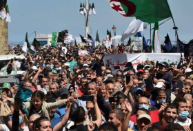 الداخلية الجزائرية تحذر: يجب التصريح بخروج المسيرات