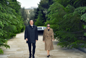   الرئيس والسيدة الأولى أعرب عن تعازيهما لرئيس تتارستان  