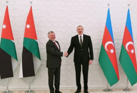    العاهل الأردني يهنئ الرئيس الأذربيجاني  