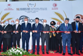 وزير الزراعة الأذربيجاني في حفل افتتاح معرض الزراعة وتربية المواشي في ازمير -   صور   