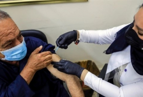 العراق يتشدد مع مواطنيه للتطعيم ضد كورونا