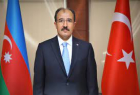    سفير تركيا يشكراذربيجان  
