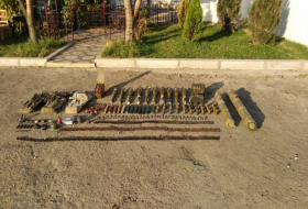 العثور على الأسلحة والذخائر في شوشا 