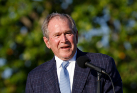 بوش يعلق على الوضع في أفغانستان