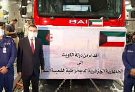 الكويت تهدي الجزائر 6 آليات إطفاء بكامل معداتها