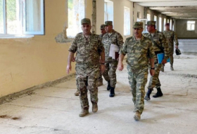  زارت قيادة وزارة الدفاع وحدات عسكرية تحت الإنشاء في الأراضي المحررة -  صورة / فيديو  