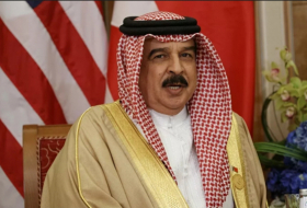 السيسي يوجه دعوة رسمية إلى عاهل البحرين لزيارة مصر