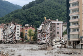 ارتفاع حصيلة ضحايا الفيضانات إلى 27 في تركيا