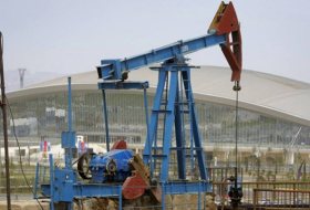 سعر النفط الأذربيجاني يصل إلى 74 دولار