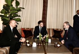   عقد لقاء غير رسمي بين رئيس أذربيجان ورئيس الوزراء الأرميني في بروكسل بمبادرة رئيس فرنسا  