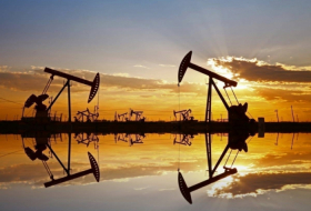 برميل النفط الأذربيجاني يتجاوز 77 دولار