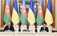  رئيسا أذربيجان وأوكرانيا يدليان ببيانين صحفيين –  صور
وقيع وثائق أذربيجان وأوكرانيا