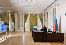   الرئيس إلهام علييف يلتقي الوزير الإيراني في المؤتمر المرئي  