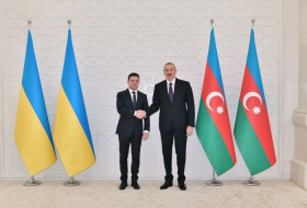   مكالمة هاتفية بين الرئيس الاذربيجاني والرئيس الاوكراني  
