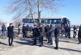   حافلة ركاب تالية تصل الى مدينة أغدام المحررة من الاحتلال الأرميني  