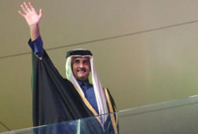الشيخ تميم يشيد بصلابة القطريين باليوم الوطني