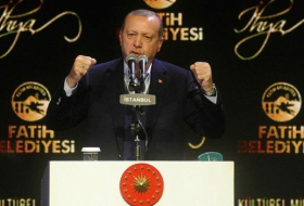 أردوغان يدعو لإقامة أماكن عبادة للأديان الثلاثة في الملاعب والمطارات التركية