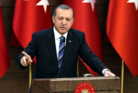 أردوغان يقيم أحداث الساعة عقب صلاة الجمعة