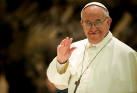 بابا الفاتيكان: نتمنى إعادة اللاجئين السوريين لبلدهم
