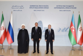 لقاء بين رؤساء روسيا وإيران وأذربيجان