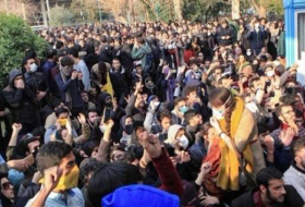 إيران: المتظاهرون يتوعدون نظام الملالي بـ