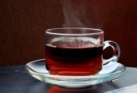 الشاي الساخن يقلل خطر الإصابة بالجلوكوما