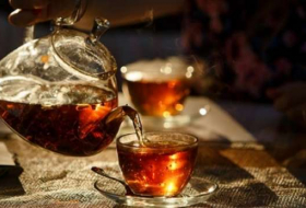 بشرى لمدمنينه: الشاي الأحمر يُفقد الوزن